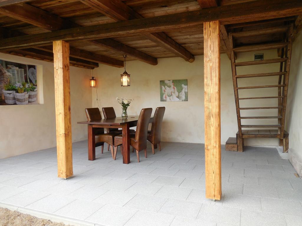 Familiehuis Fuchs Horni Branna Luaran gambar