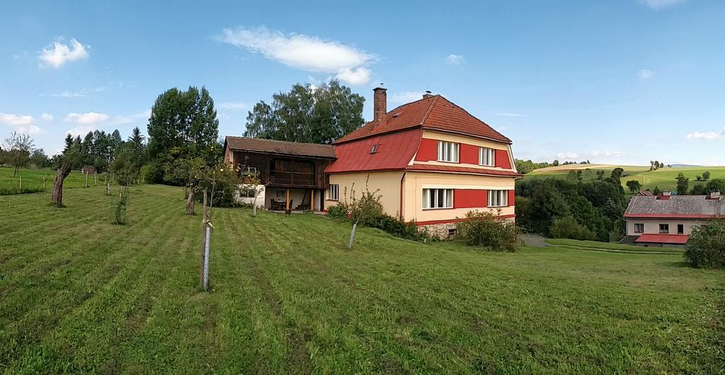 Familiehuis Fuchs Horni Branna Luaran gambar